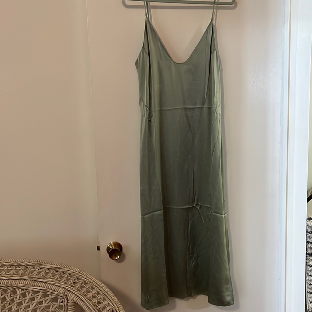Reformation silk strap dress in eucalyptus green size 8. Never worn